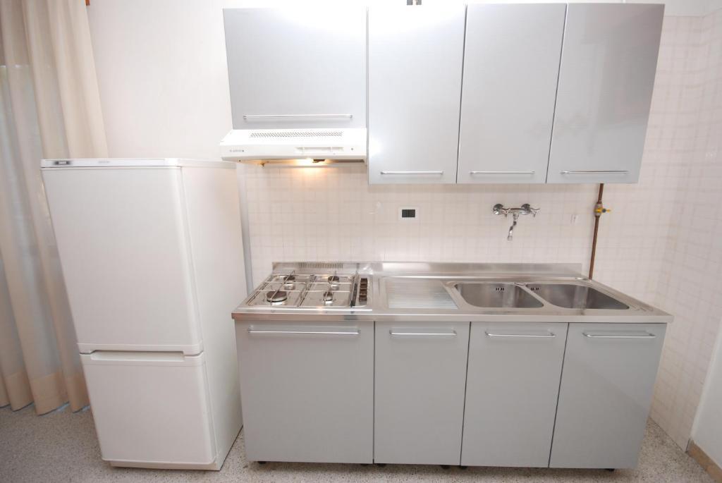 Ferienwohnung Elena Lignano Sabbiadoro Zimmer foto